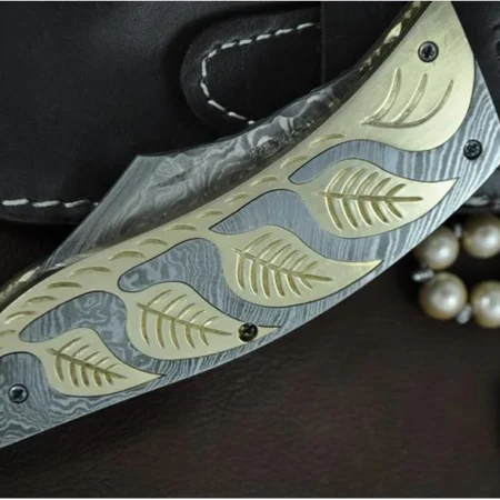 Damascus Steel Pocket Knife- Premium Handmade Folding Knife